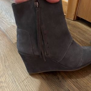 TOMS wedge boots. Grey. Side zippers. Size 11.
